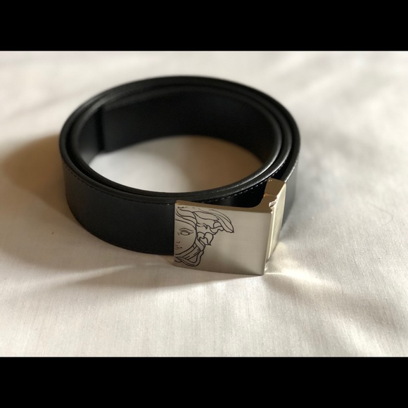 Versace Accessories - Versace Medusa Belt Size 85/100 (34)